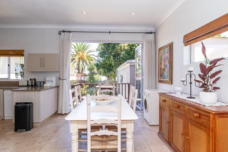4 Bedroom Property for Sale in Bergvliet Western Cape
